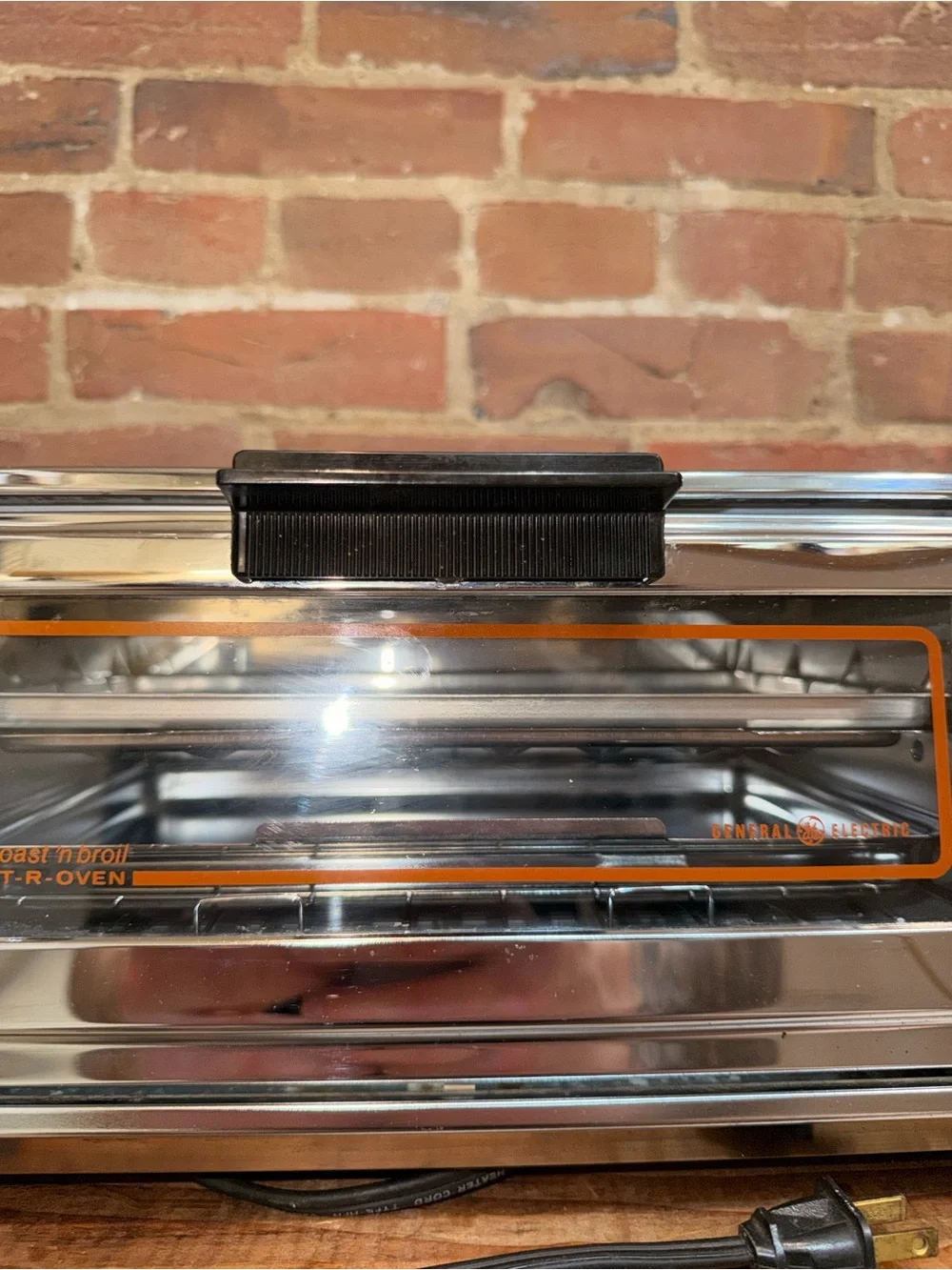 Vintage Toast-R-Oven Countertop Toaster Oven with Orange Accents